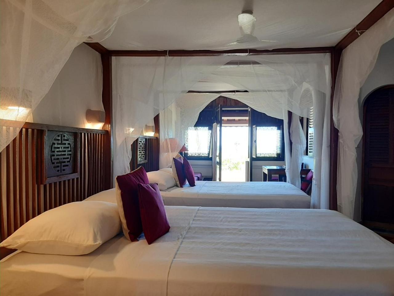 Villa Louise Hue Beach Boutique Hotel Kamer foto